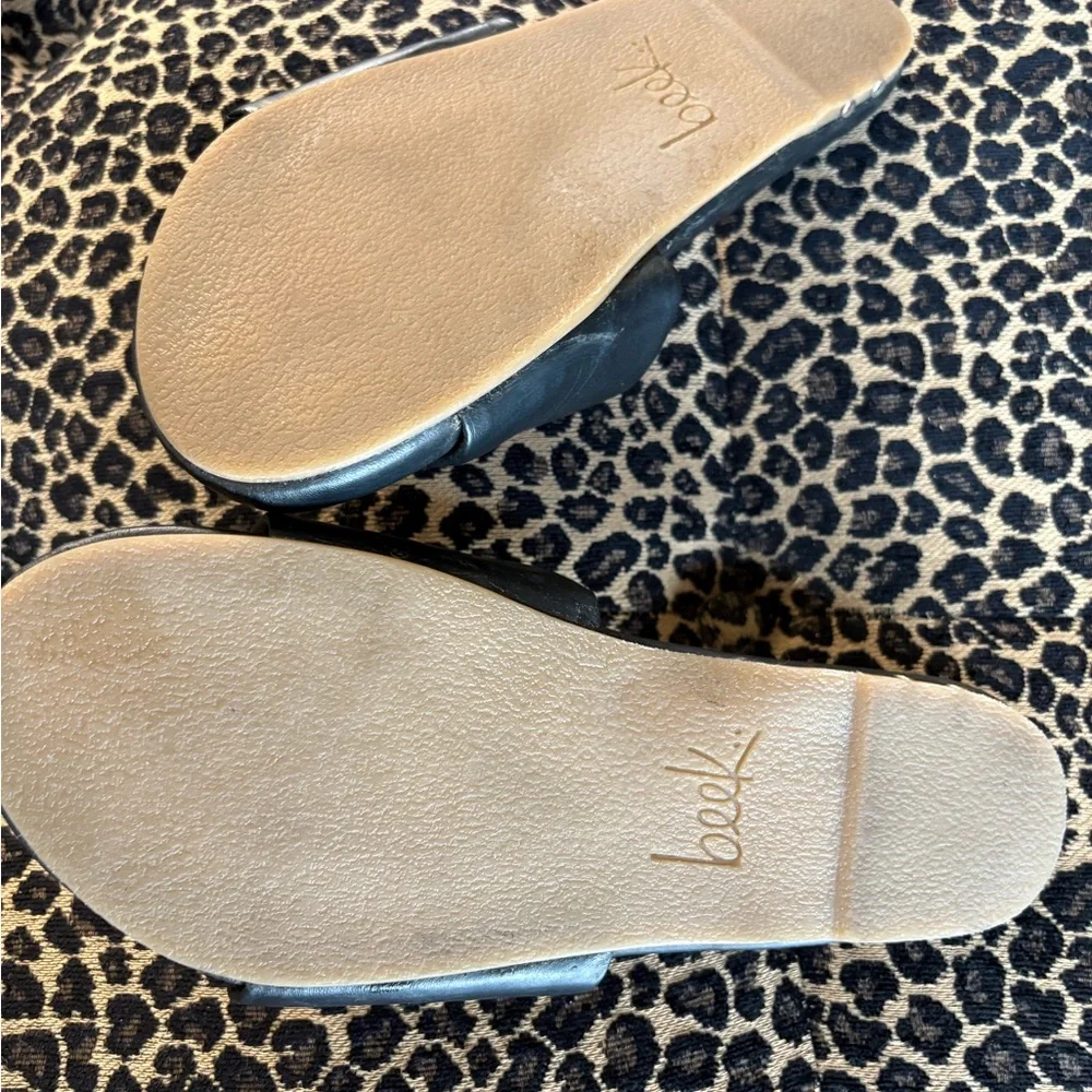 Beek black slides sandals size 10 - Picture 4 of 4